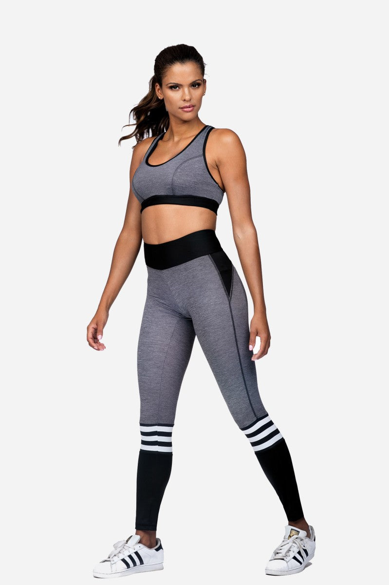 Top Deportivo con Espuma de Soporte – Negro/Gris