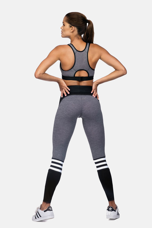 Top Deportivo con Espuma de Soporte – Negro/Gris