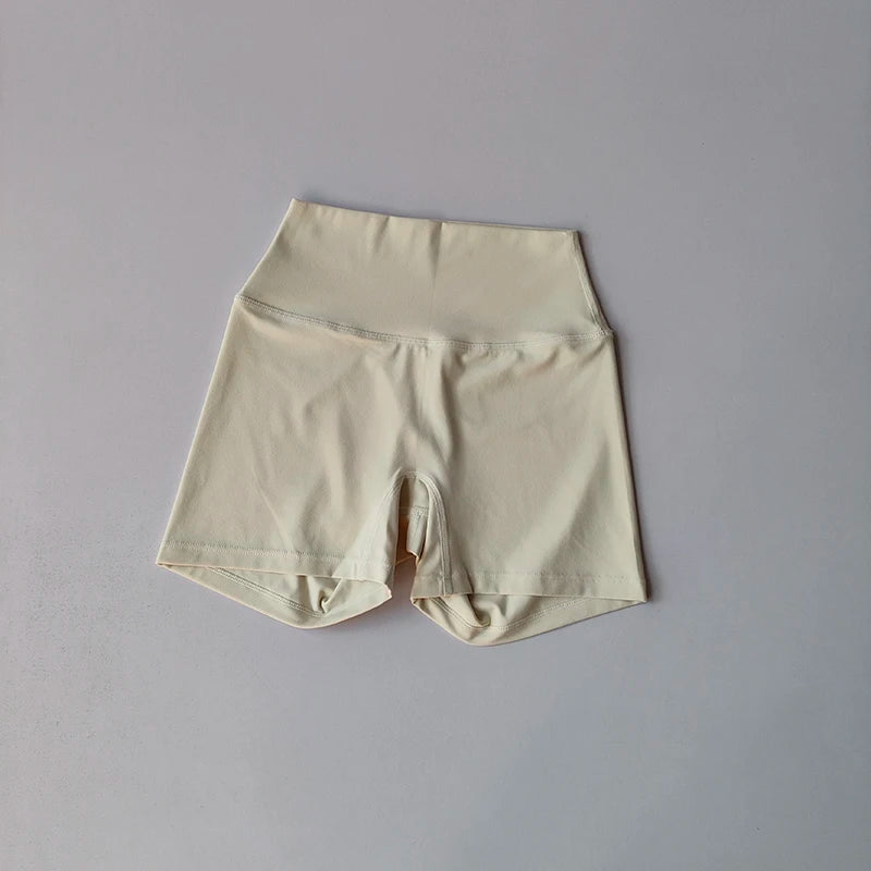 Conjunto Halter Seamless Atravex™ con Shorts Cintura Alta Acanalados – Definición y Soporte en Movimiento